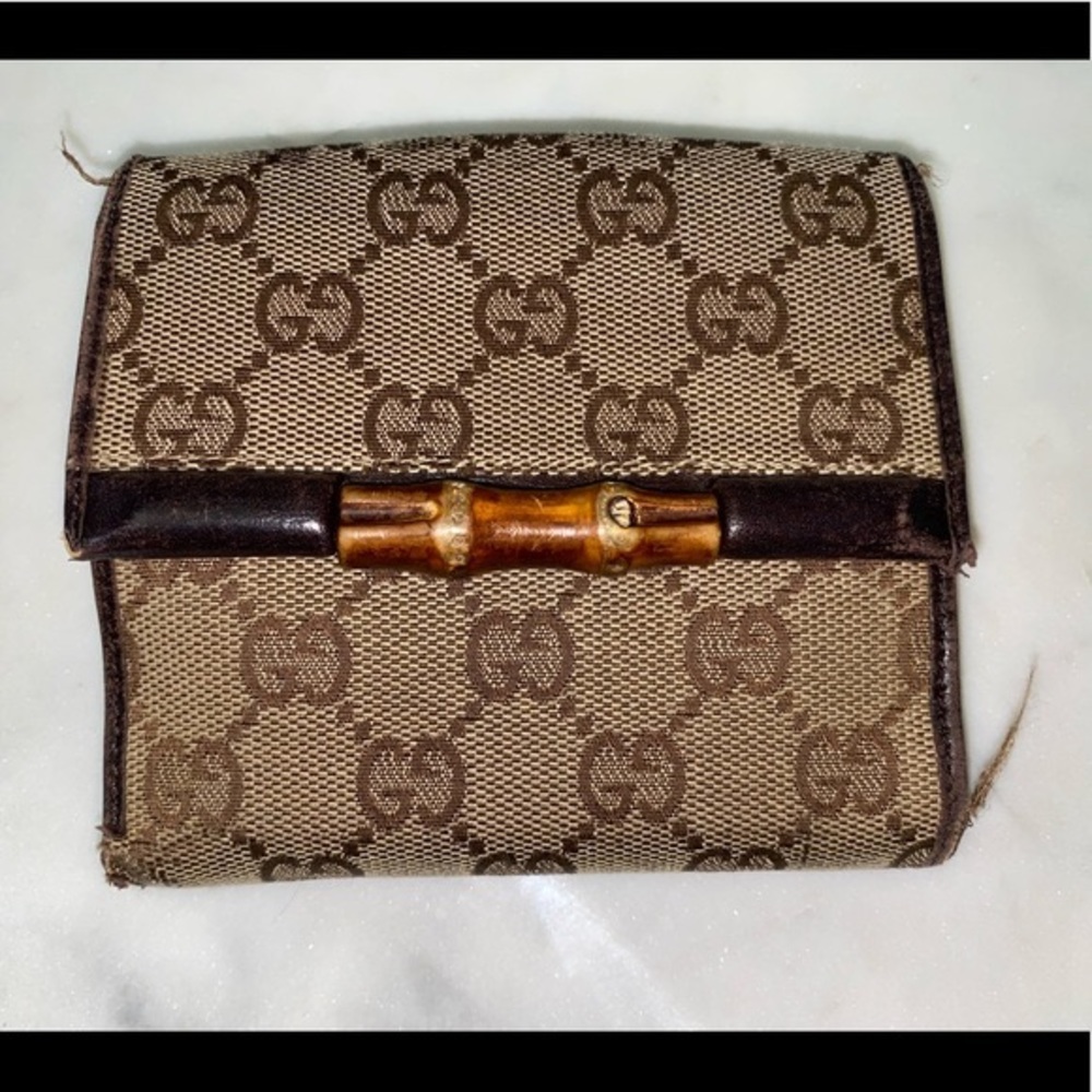 GUCCI BAMBOO WALLET 
03 VINTAGE TOM FORD  
GG SUPREME CANVAS
